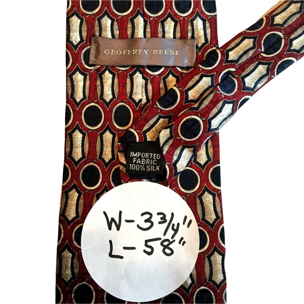Vintage Geoffrey Beene Men's Neck Tie Black Red Gold Geometric Classic 100% Silk - Picture 3 of 3